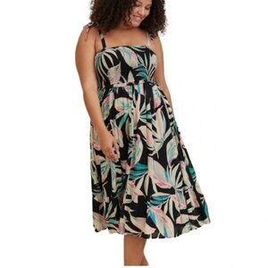 Torrid Plus Size Black Floral Leaf Rayon Smocked Top Midi Dress
